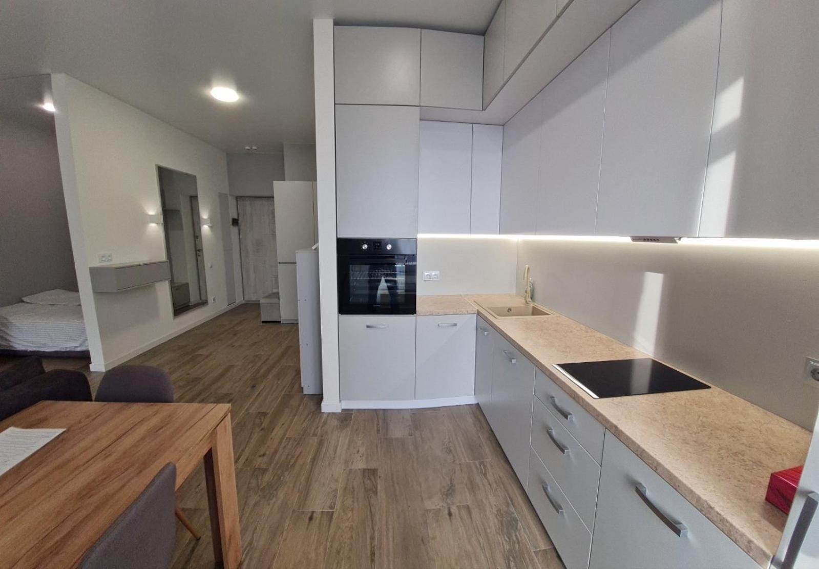 Apartplus - Затишні Апартаменти นิปโปร ภายนอก รูปภาพ