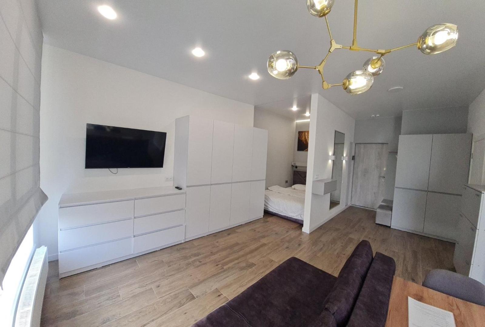 Apartplus - Затишні Апартаменти นิปโปร ภายนอก รูปภาพ